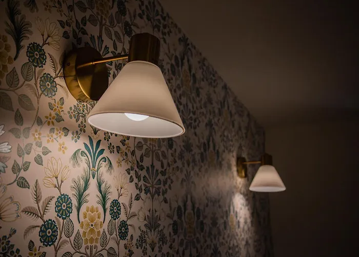 Apartment Gold Touch