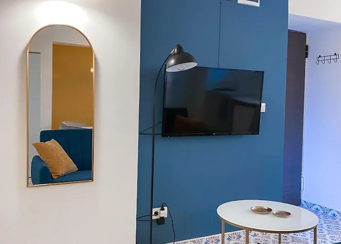 Gold Touch Apartment *